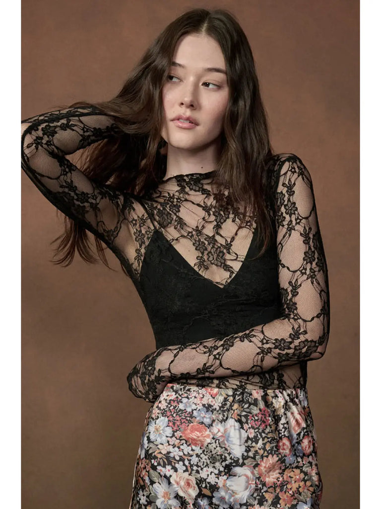 Promesa Floral Lace Mock Neck Long Sleeve
